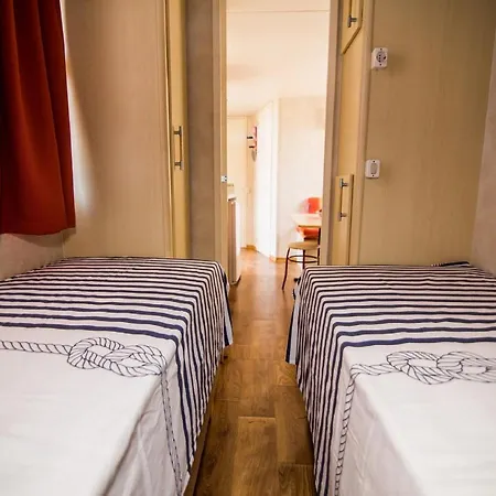 Hébergement de vacances Mobile Frangipani 4 *