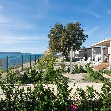 Holiday home Mobile Frangipani 4 *