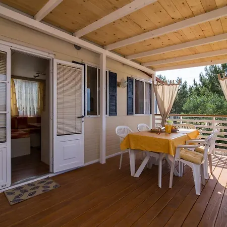 Holiday home Mobile Frangipani 4 Biograd Na Moru